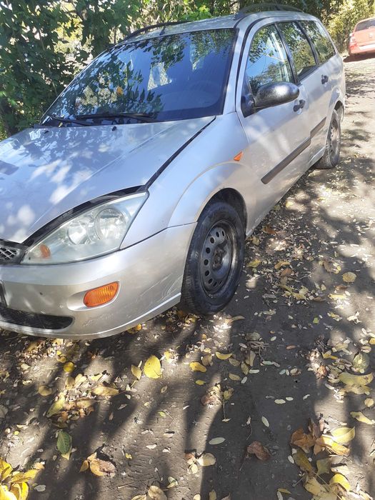 Dezmembrez Ford Focus Mk1, 1.8 TDDI, 90 Cp , an 2003