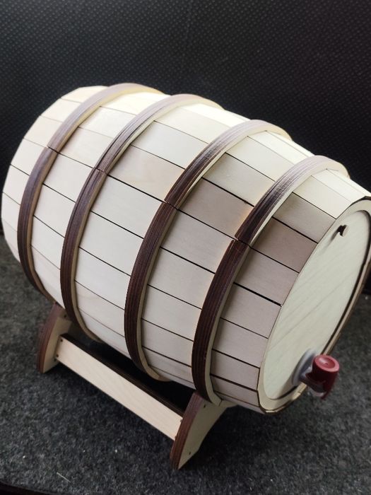 Дървена бъчва за 5 л. Вино Bag-in-Box • Авторска изработка