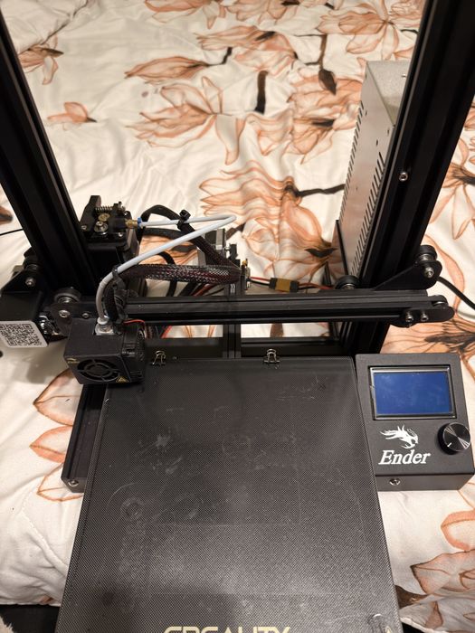 Imprimanta 3D Ender 3 V2