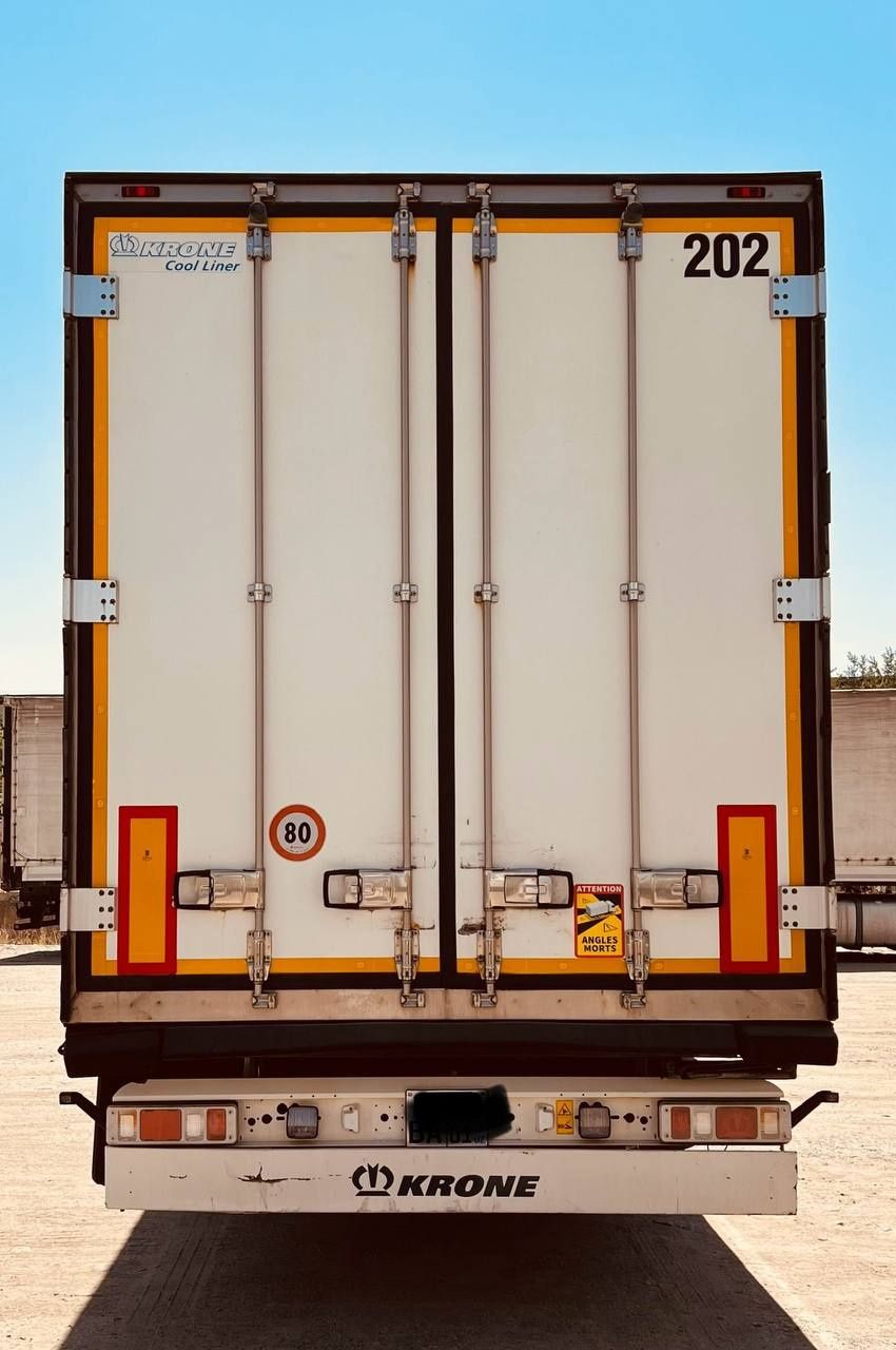 Сотувда Комплект
MAN TGX XXL 460 EURO 6
 KRONE SLS 300 7-см