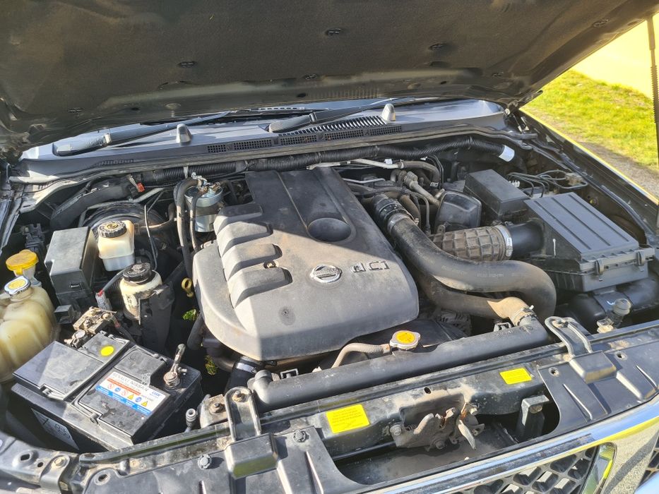 Dezmembrez nissan pathfinder/navara 2005-2012 2.5 dci 171 cp