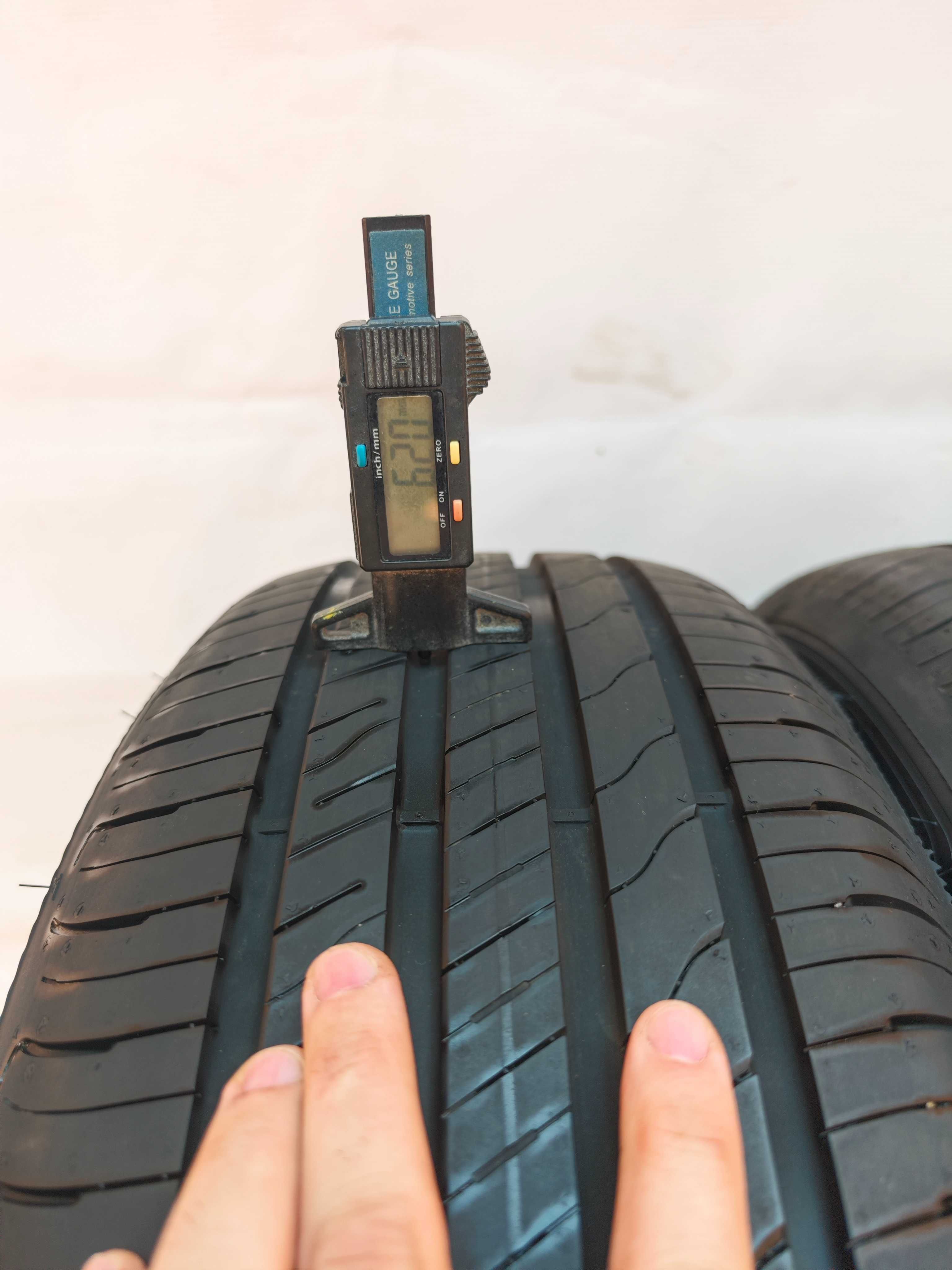 Anvelope 215/55/17 an 2022 vara GOODYEAR Efficient Grip Performance