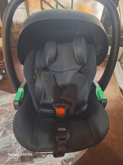 Чисто ново кошче за бебе