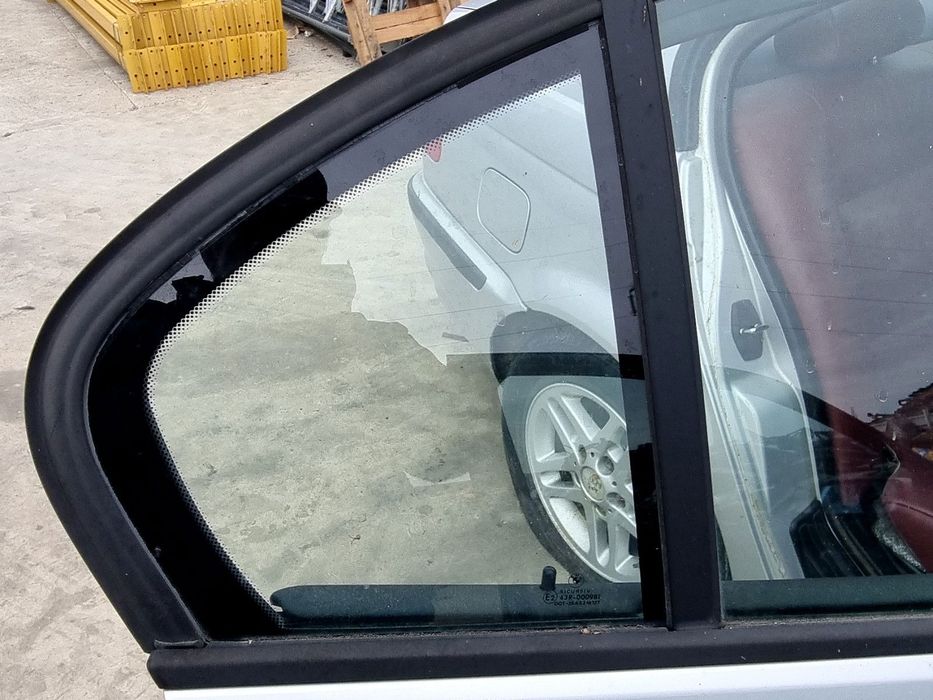 Geam fix usa dreapta spate Bmw 3 (E46) [Fabr 1998-2005] 1.9 M43B 87KW