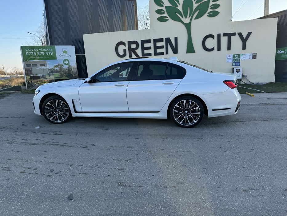 Vand/scihimb BMW 740i 340 cai