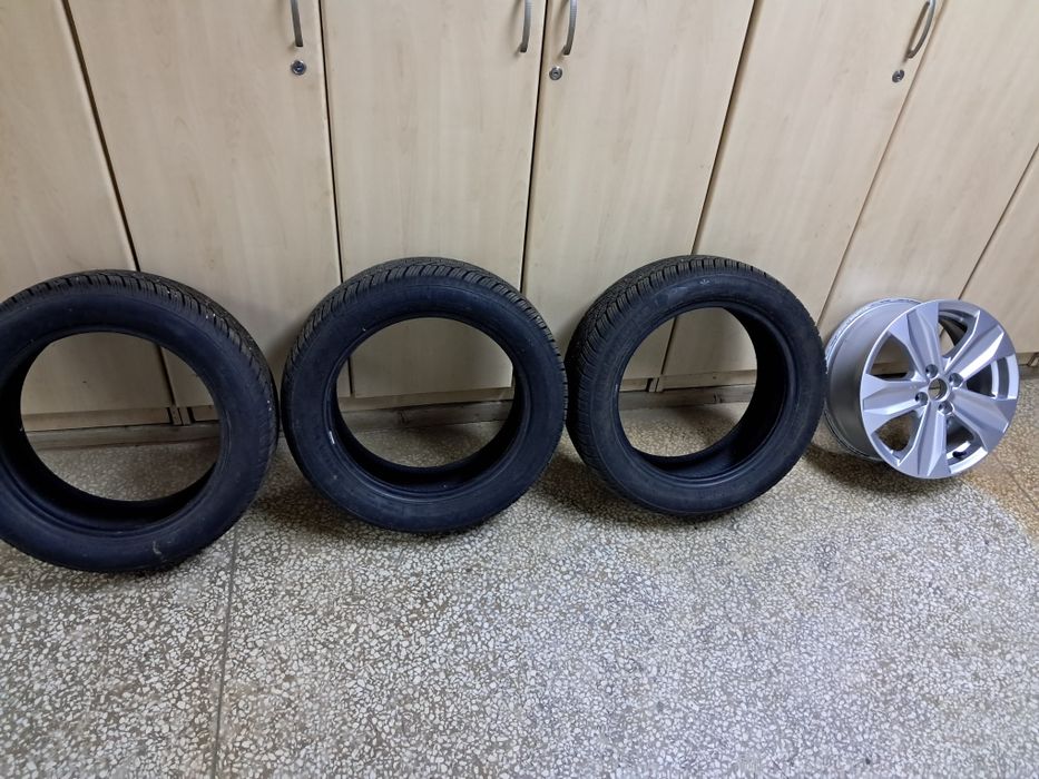 Anvelope iarna 195-55-16.