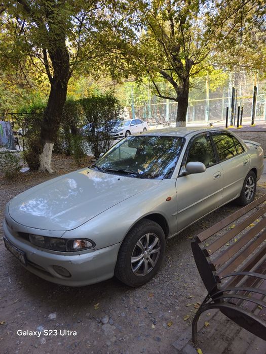 Митсубиси галант