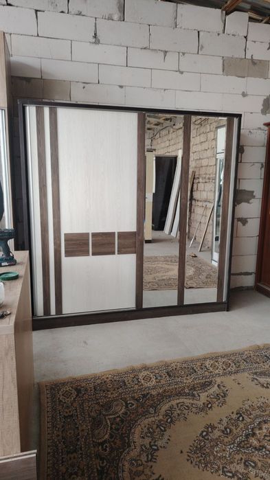 Спальний гарнитур