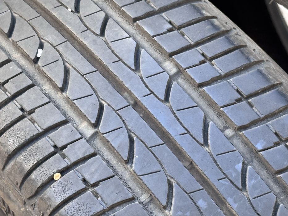 175/60/R15 Bridgestone 2бр летни dot2016 5-6мм