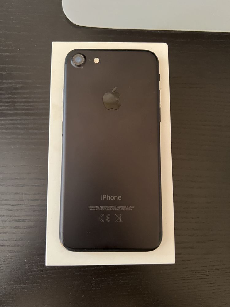 Iphone 7 32 GB Matte Black