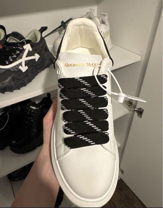 Alexander Mcqueen - 40