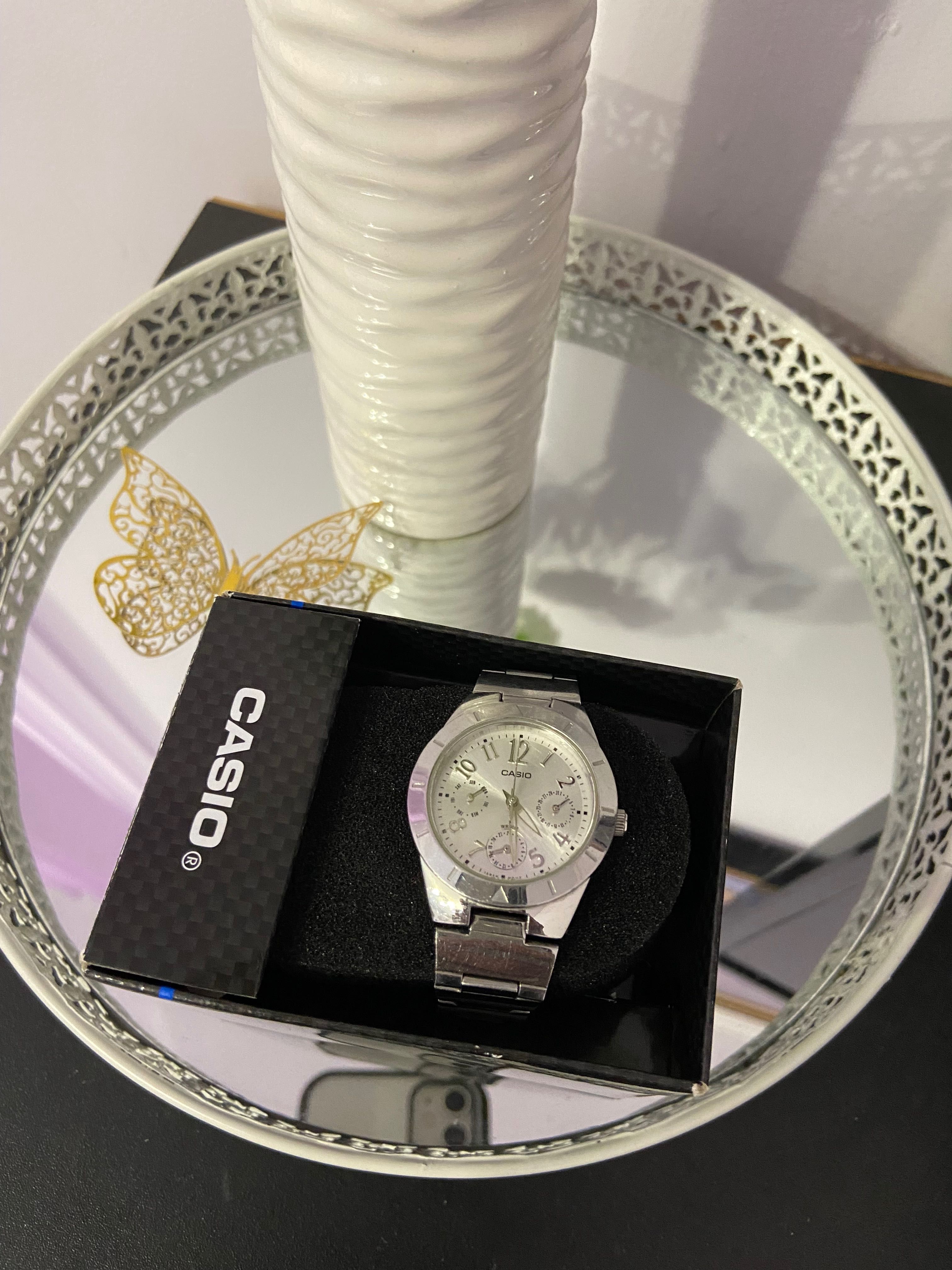 Дамски часовник  CASIO