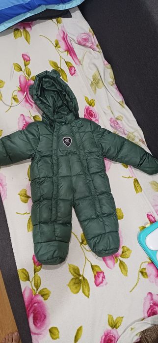 Продам комбинезон детский