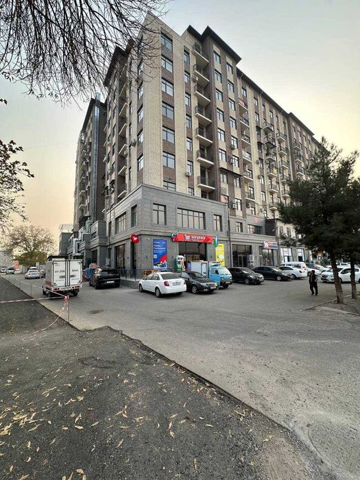 Новостройка метро Дустлик ул Баку 3х ком коробка