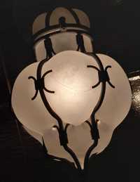Lampa de tavan din sticla suflata în fier forjat anii 1920