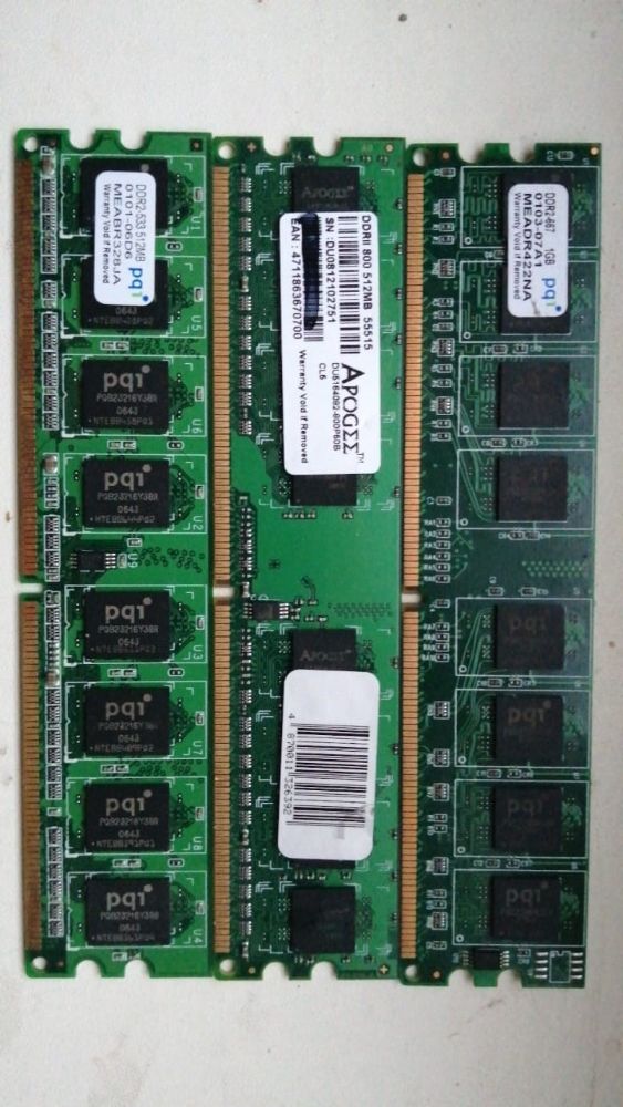 Продам оперативную память (ОЗУ) DDR2,  1Gb, и 512Mb,