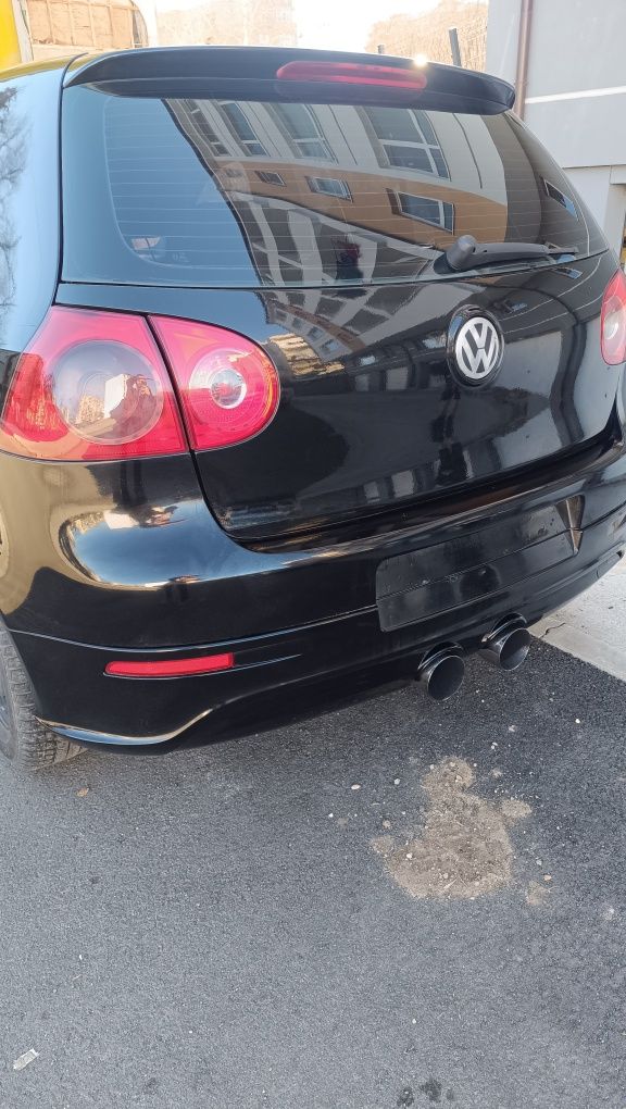 Задна R32 добавка и предна GTI броня за Голф 5 (zadna R32 dobavka)