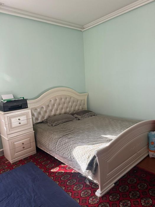 Спальня с тумбы.