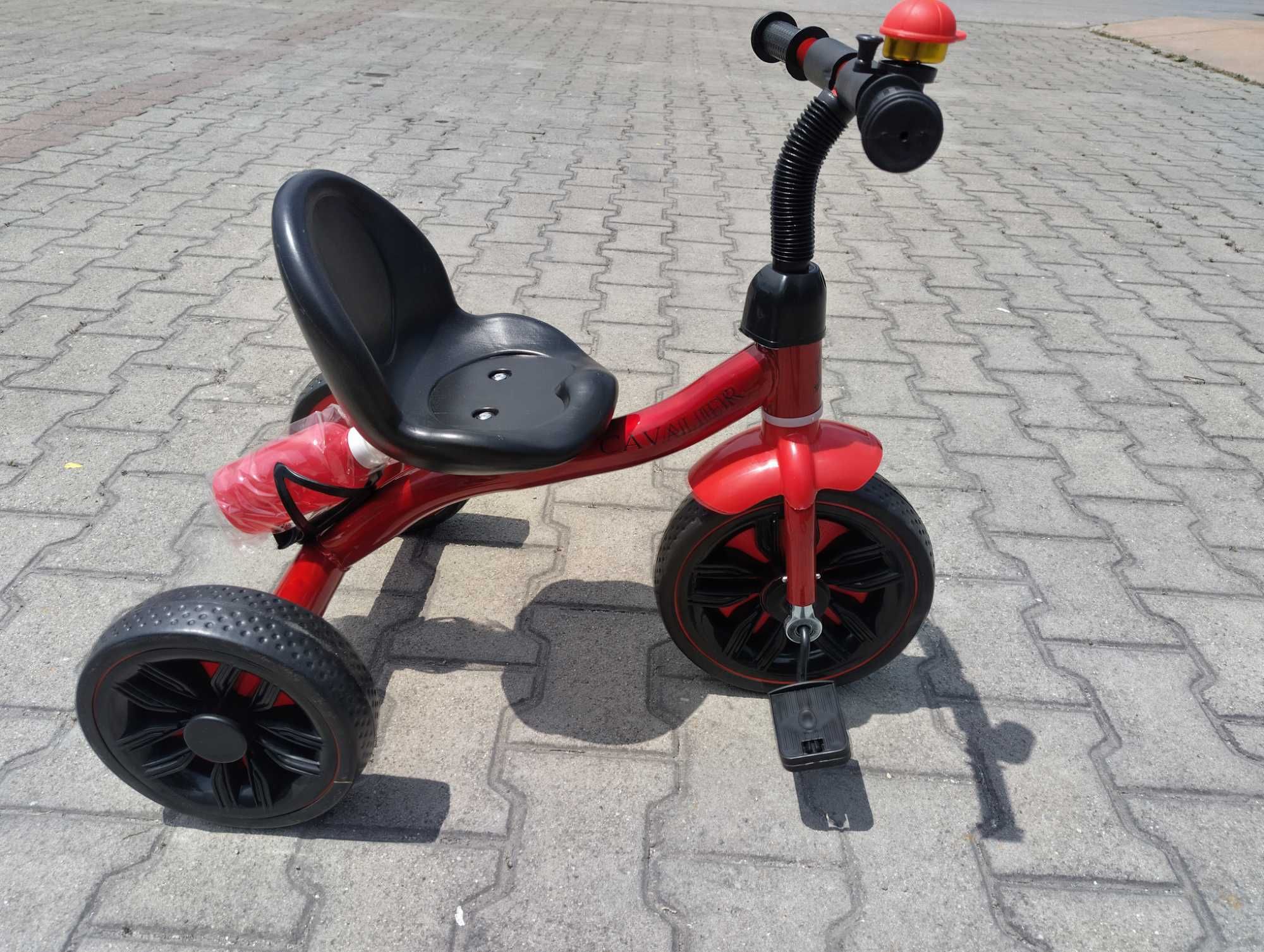 BYOX Триколка Cavalier Lux червен