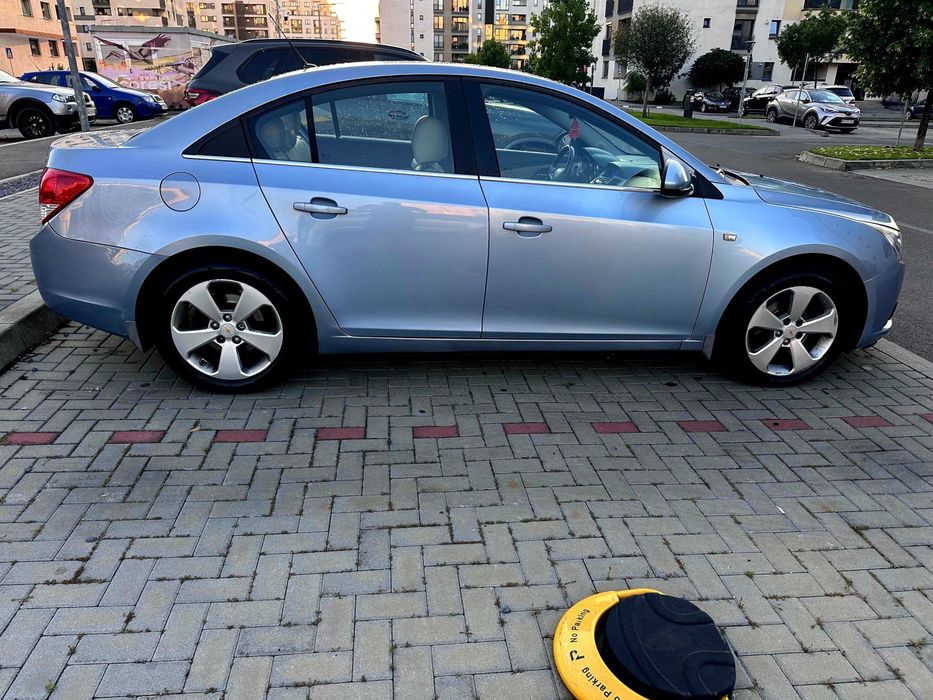 Vand Chevrolet Cruze . 2.0 Diesel 150 cp