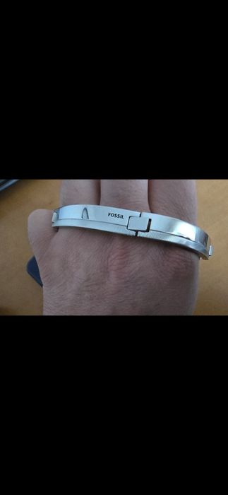De vânzare brătara Fossil NOUA 20CM