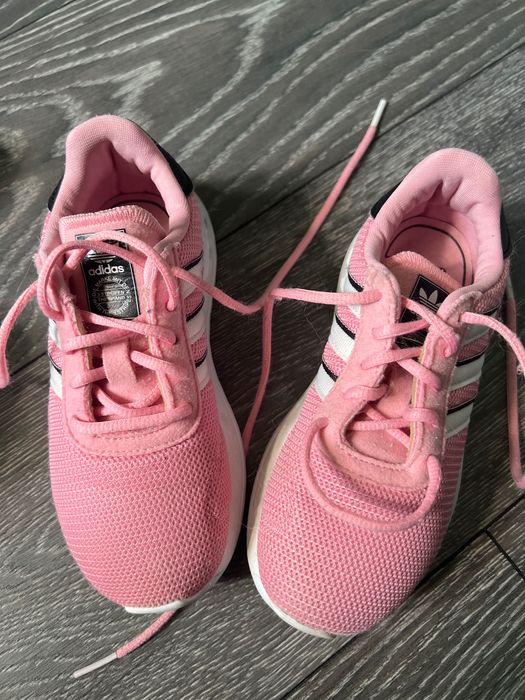 Детски маратонки в отлично състояние