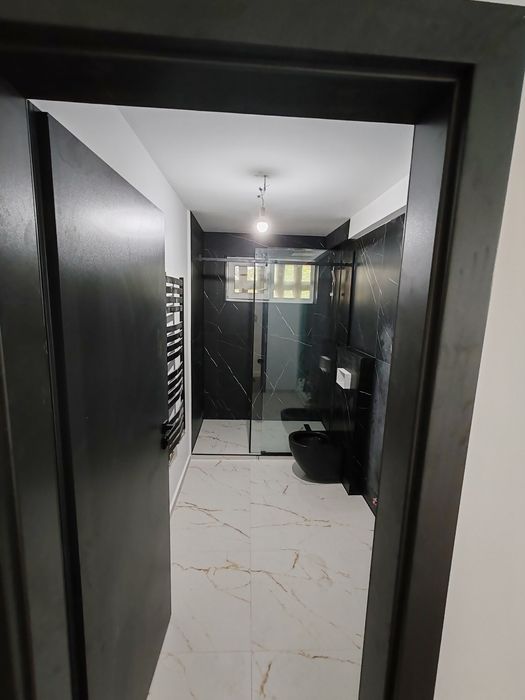 Lucrări interioare.