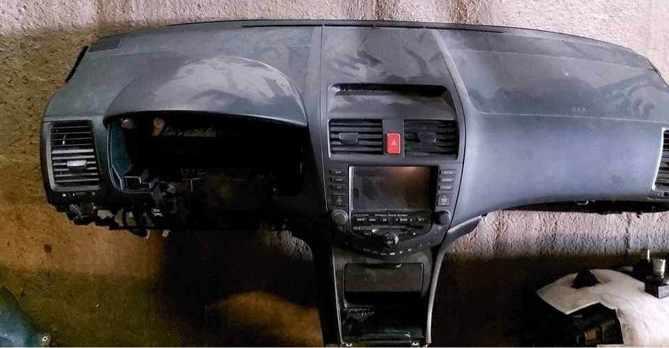панель в сборе Хонда Аккорд 2005г европеец в наличии привозная