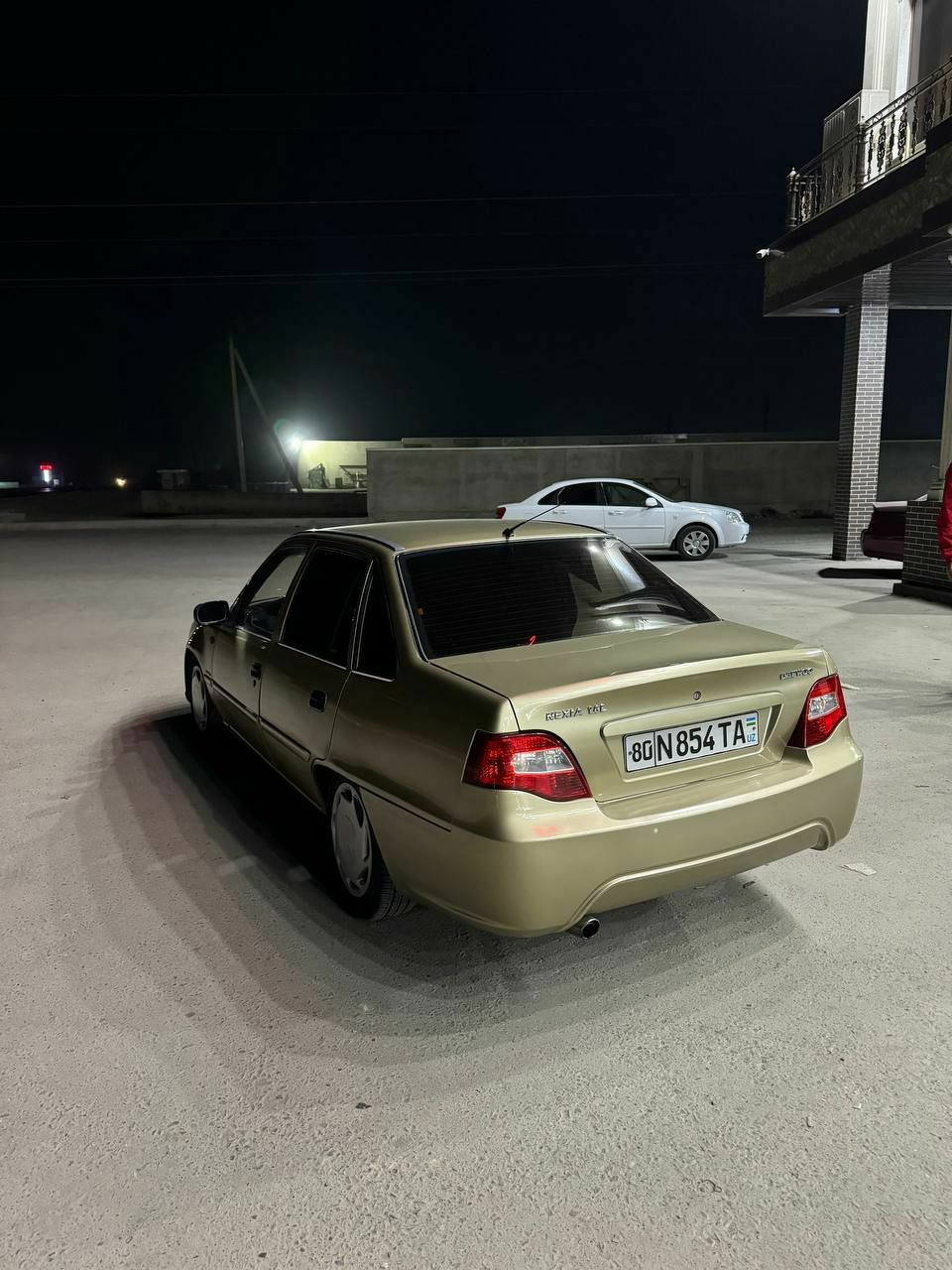 Nexia 2   1.6 kansaner