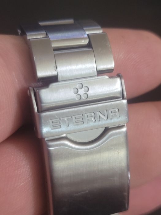 Eterna AirForce III automatic, ceas militar excepțional