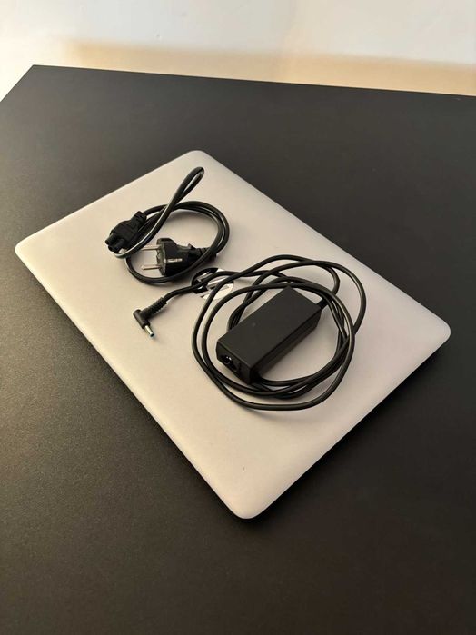 Laptop HP EliteBook 850 G3 + Docking station