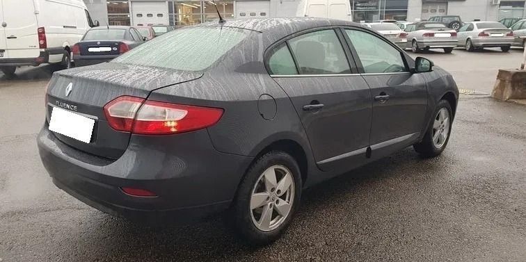 Dezmembrari  Renault FLUENCE (L30)  2010  > 0000 1.6 16V Benzina