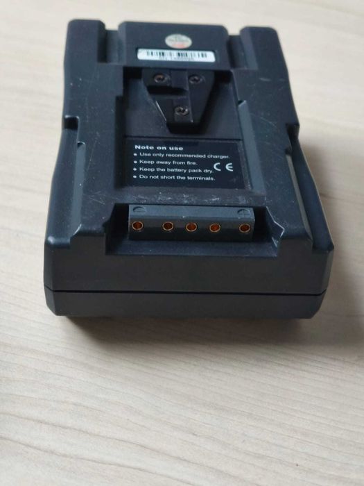 Acumulator SWIT S-8082S 95Wh 14.4V (V-Mount)