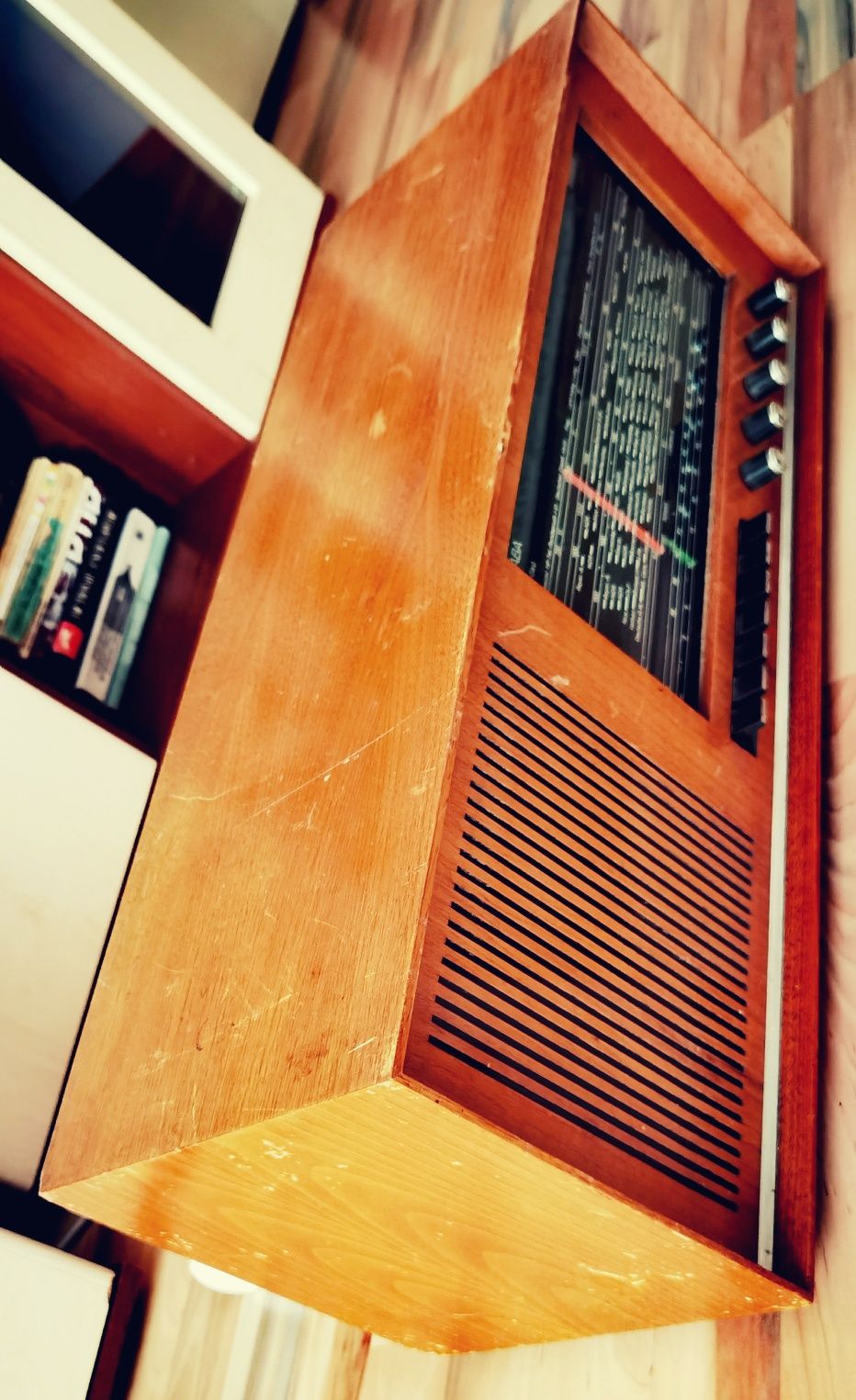 Radio vechi pe lămpi Saba Lindau E retro vintage de colecție anii 60