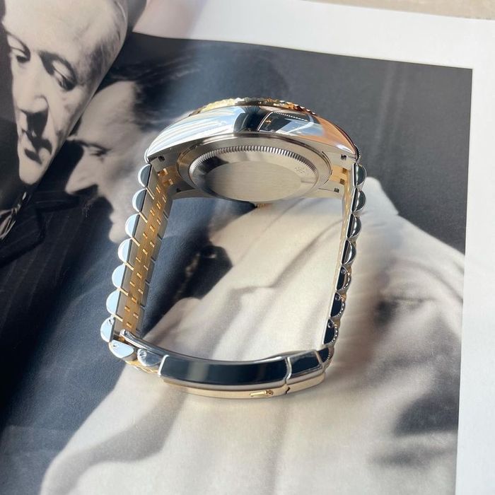 ceas rolex sky - dweller black dial bicolor