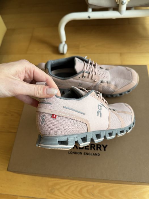 On cloud 5 - stare buna culoare rose