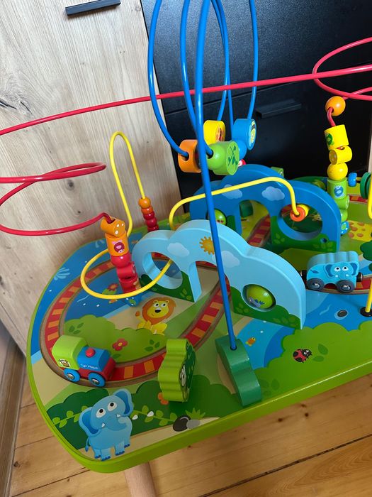 Дървена интерактивна маса Hape