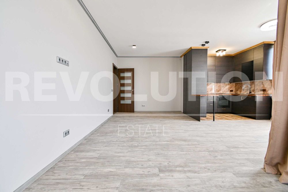 Продава се Тристаен апартамент в София, Витоша - 137 кв.м за 2592 €/кв.м - Снимка #1