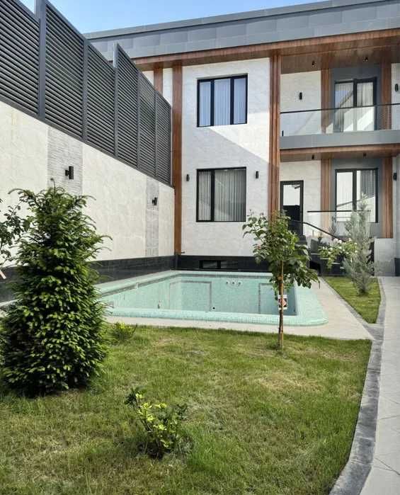 Сдаю Евродом 3-соток на Луначарском, ориентир Мать и Дитья / id9035 /