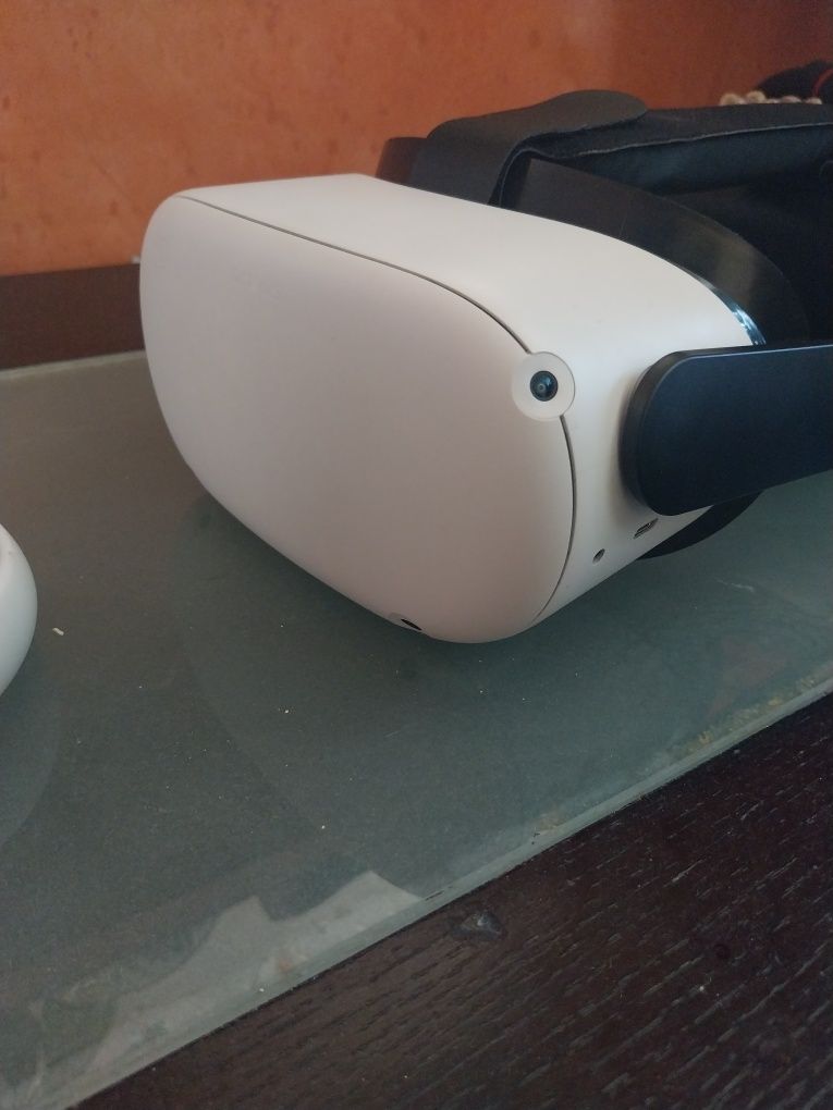 Meta quest 2 VR с подаръци
