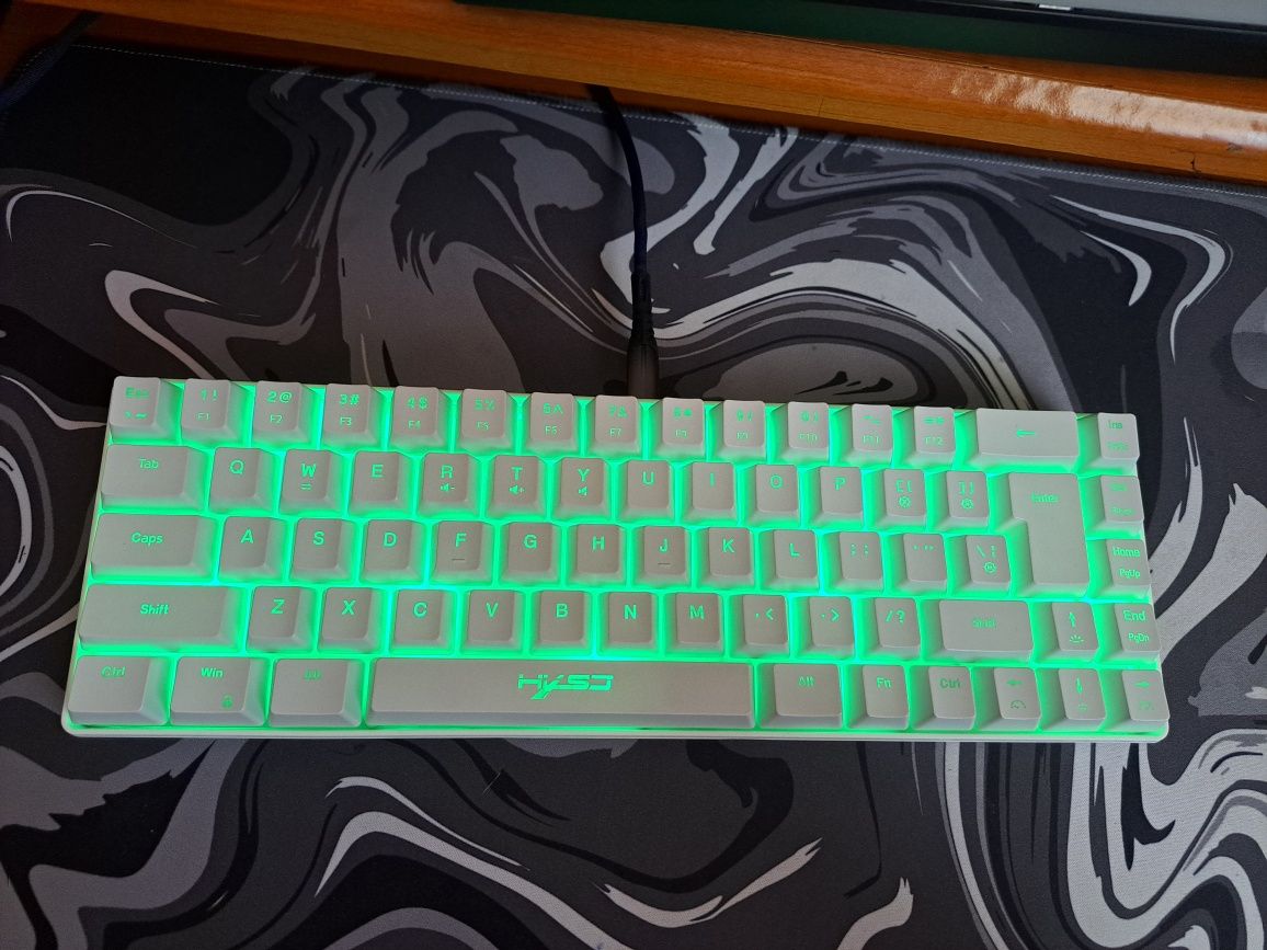 Tastatura gaming rgb