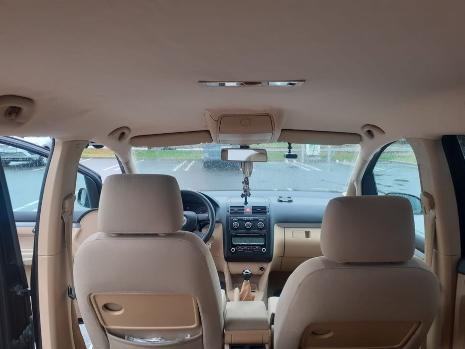 Vând vw touran 2.0