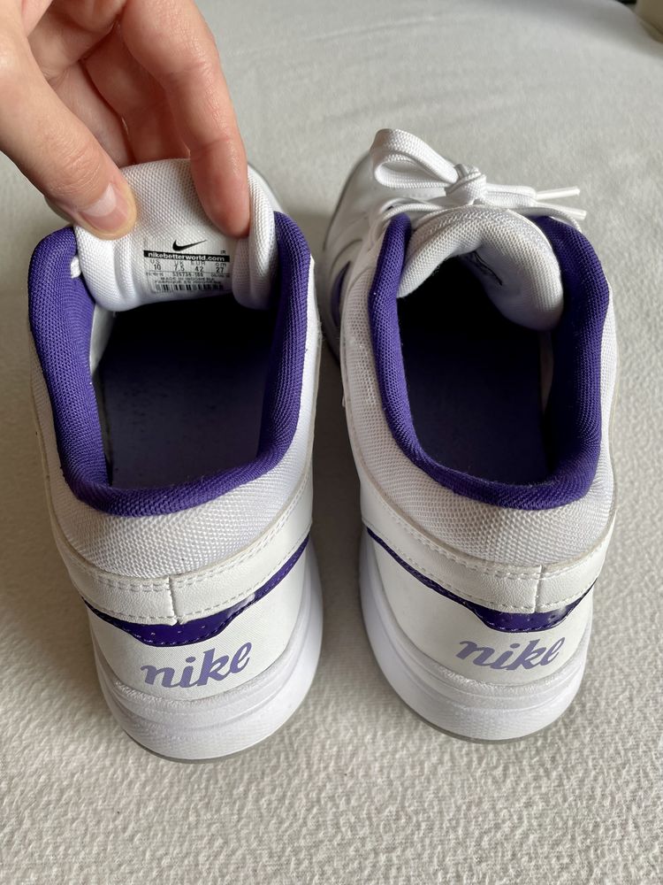 Adidasi Nike Purple