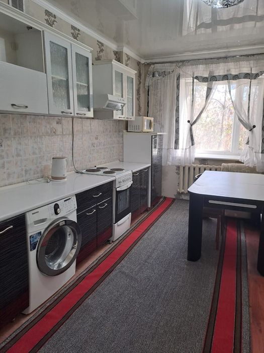 Сдам 2 ком квартиру. На длительный срок