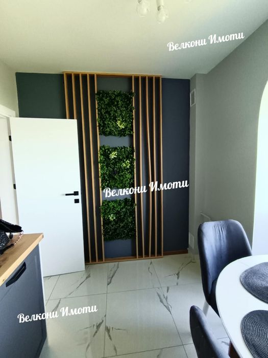 Дава се под наем Тристаен апартамент в Пловдив, Старият град - 65 кв.м за 663 € - Снимка #5