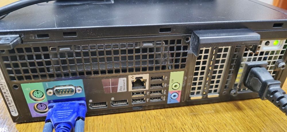 Computer Pc Dell i5 + monitor Asus 23inch - ofertă sept.25