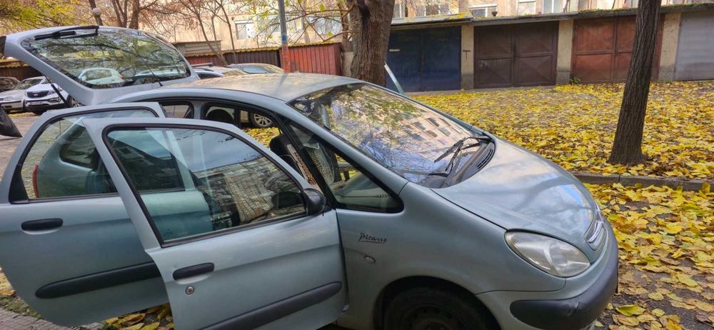Продава се Ситроен Ксара Пикасо, 2002 г. - Бензин-Газ
