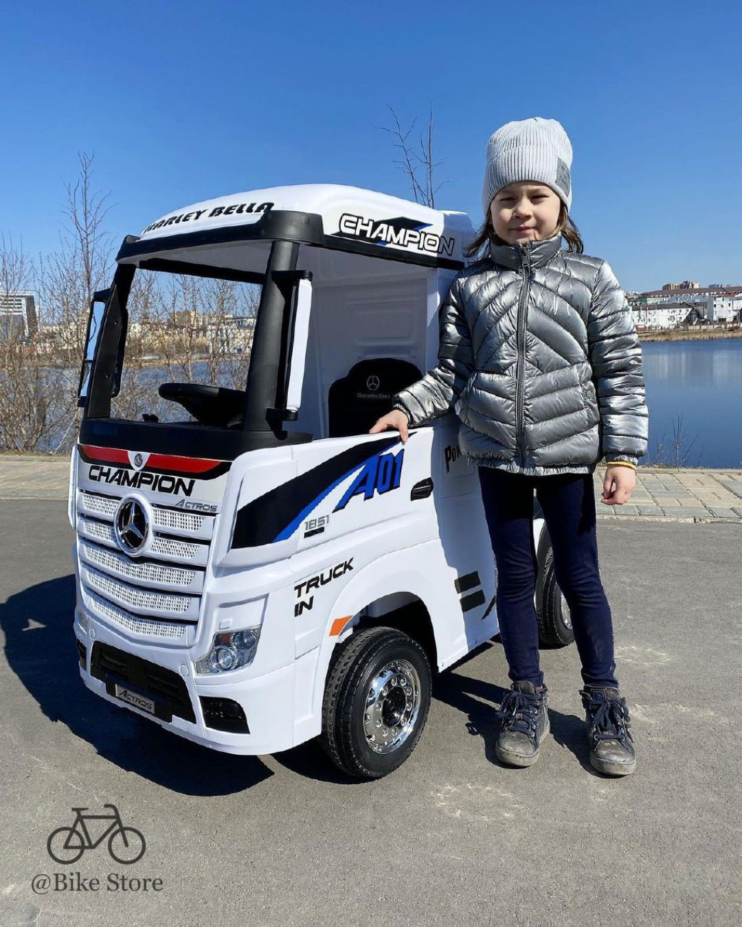 Электромобиль Mercedes-Benz Actros HL358 4WD новое в коробке!