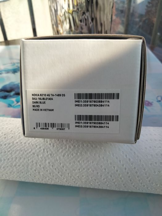 Telefon mobil NOKIA 8210-4G