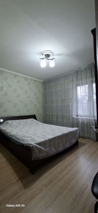 Чиланзар 8. 77 серия.  Продается 2 комнатная.  Срочно Ипотека